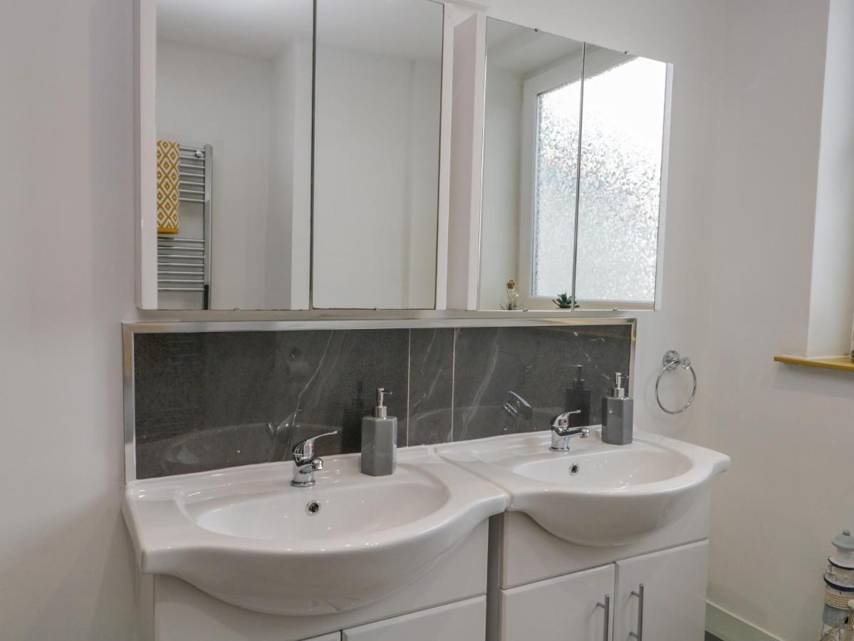 Harbour Retreat Villa Millom Bagian luar foto